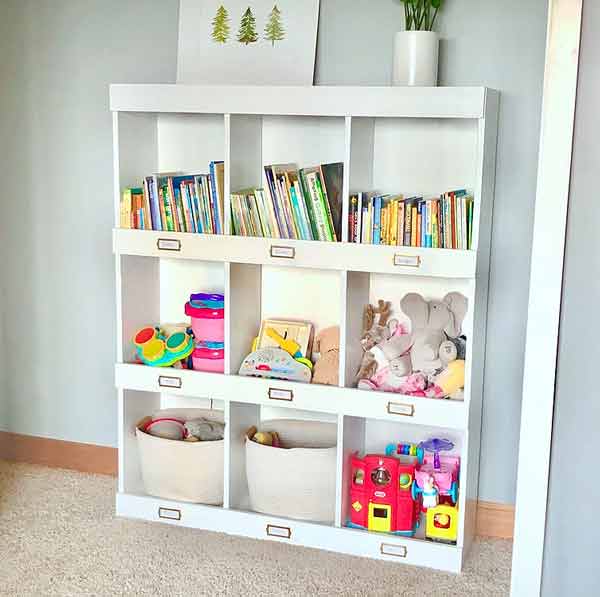 DIY chubby bookshelf